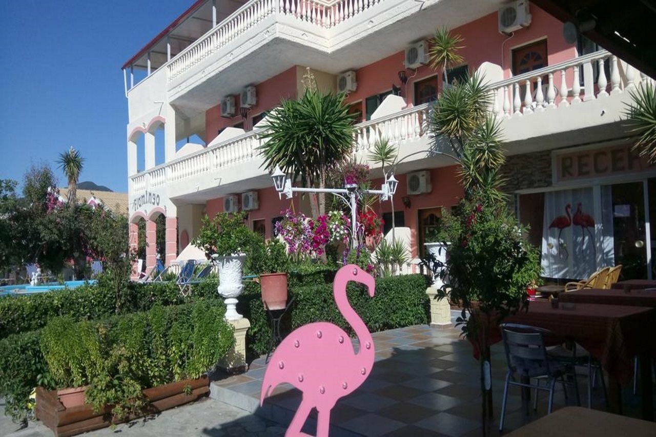 Flamingo Apartments Moraitika Corfu Eksteriør billede