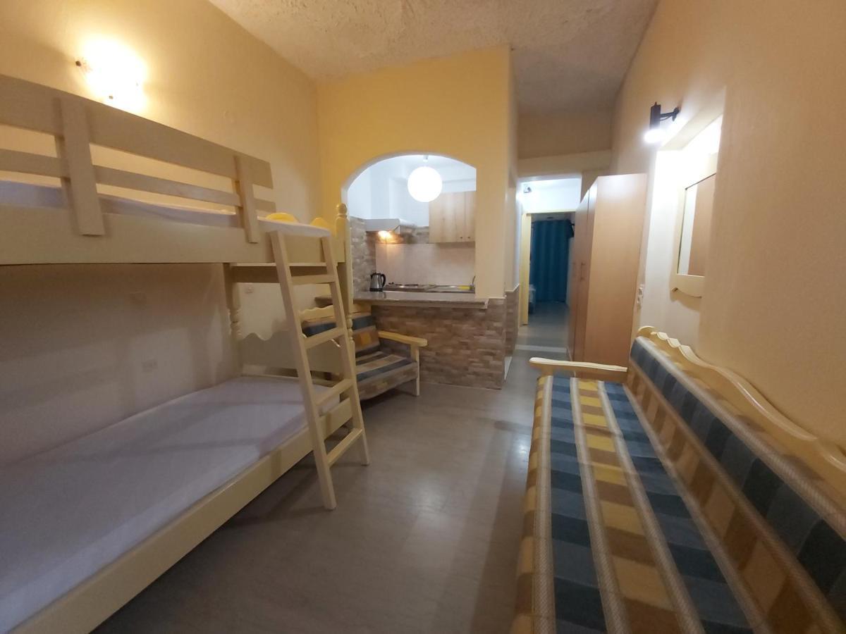 Flamingo Apartments Moraitika Corfu Eksteriør billede